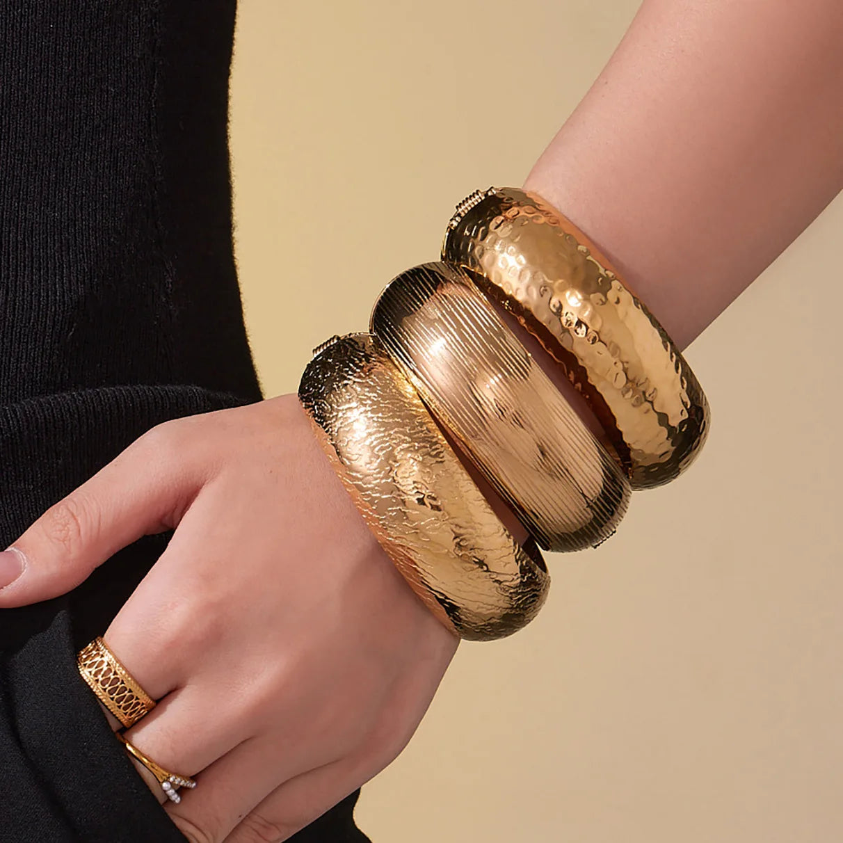 Stainless Steel Wide Cuff Bangle for Women Gold Color Textured Exaggerated Chunky Bracelet Non-tarnish Waterproof Hand Jewelry