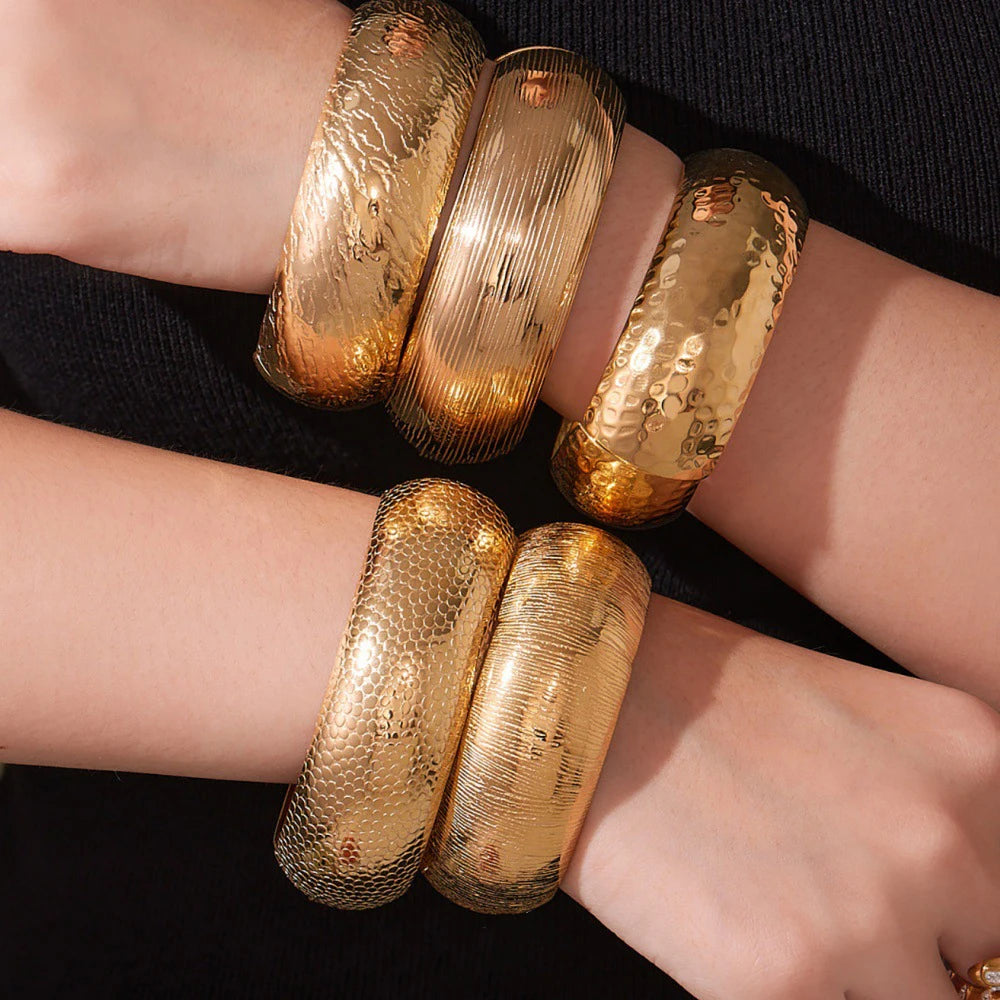 Stainless Steel Wide Cuff Bangle for Women Gold Color Textured Exaggerated Chunky Bracelet Non-tarnish Waterproof Hand Jewelry