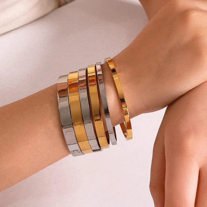 High Quality Stainless Steel Round Wide Bracelet Bangle Fashion Texture Gold Silver Color Waterproof Charm Jewelry Gift New