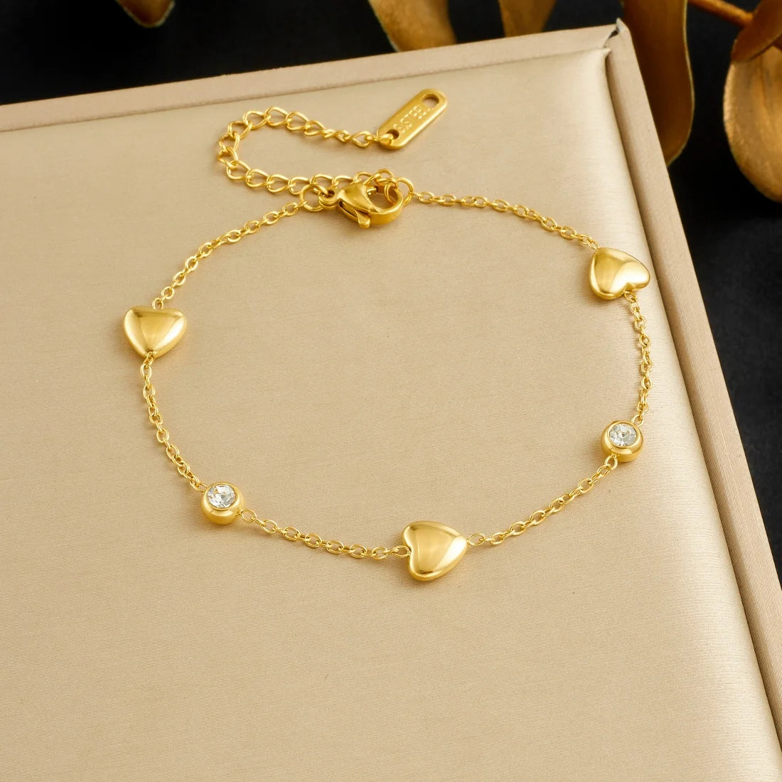 316L Stainless Steel Zircon Inlay Hollow Heart Shape Series Bracelet Women Minimalist Romantic Waterproof Jewelry Gifts